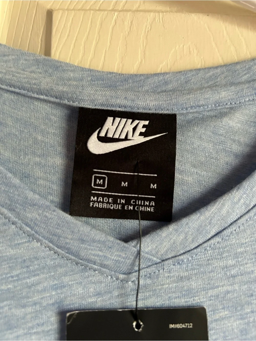 Nike Girls Size M Light Blue & Navy Short Sleeve Tee